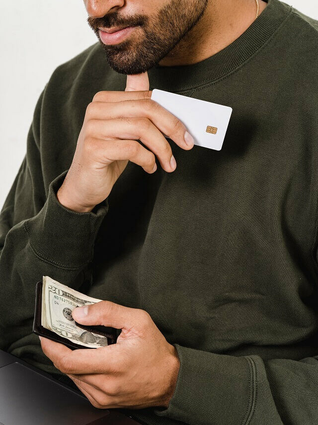 Dinheiro ou cartão? Qual a melhor forma de levar dinheiro em viagens?