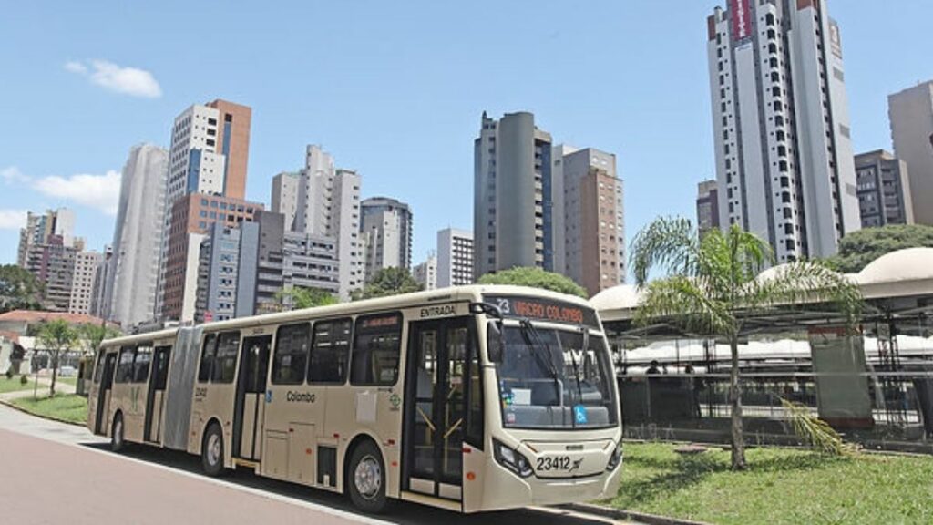 Ônibus Viação Colombo