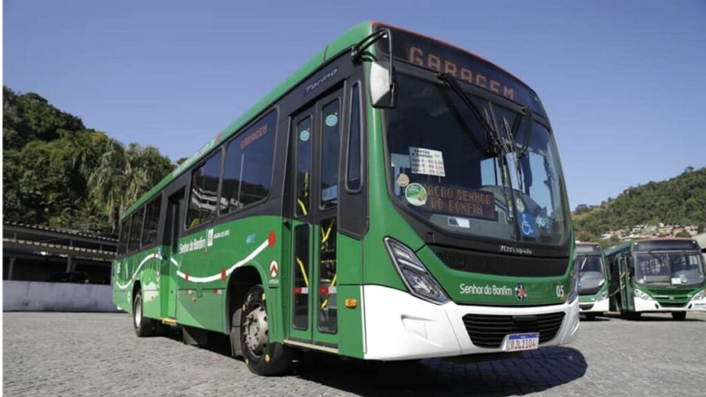 Ônibus Viação Senhor do Bonfim. Ônibus Verde e branco