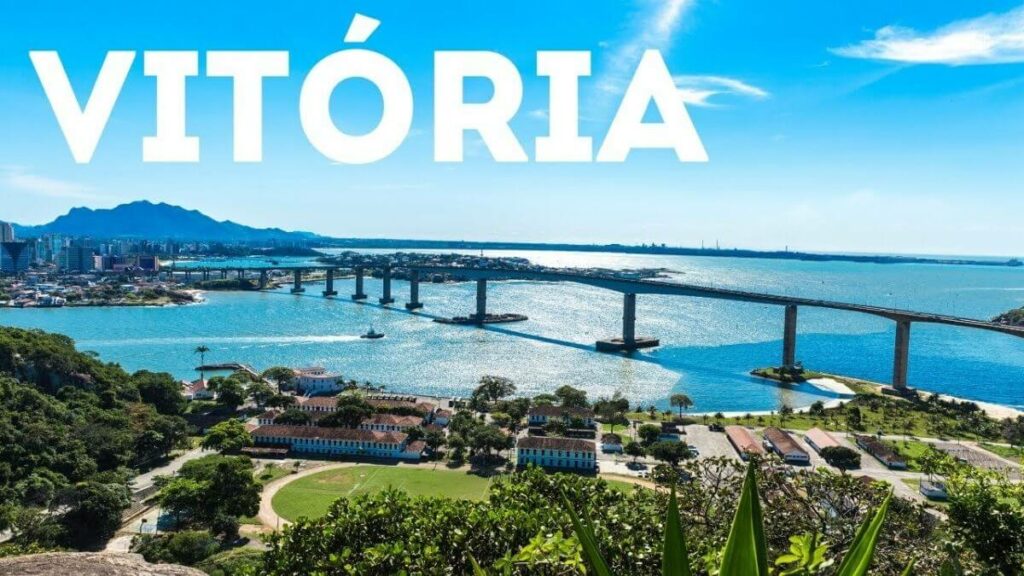 Vitória ES. Foto vista de cima com a ponte da cidade