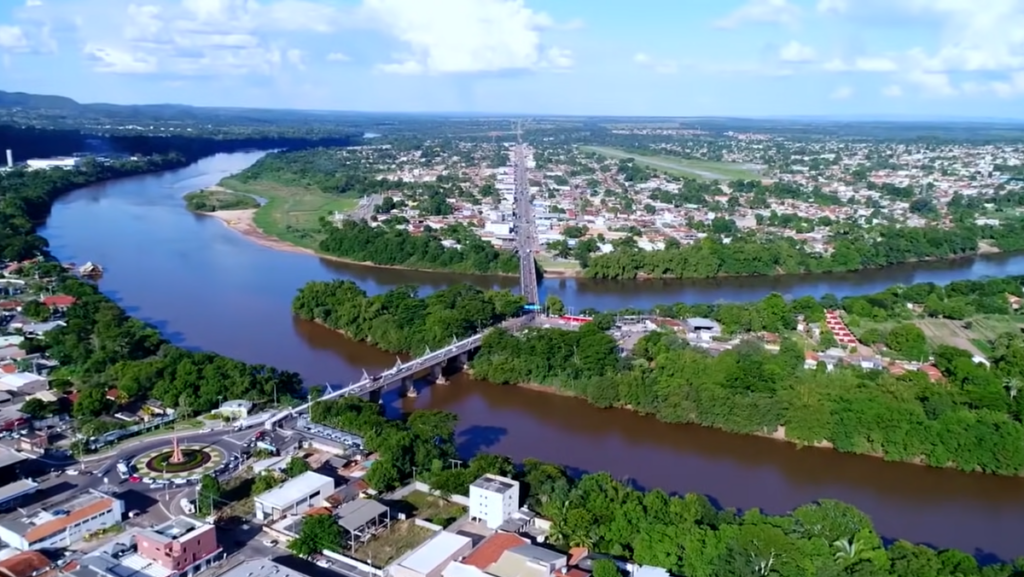 Cidade de Barra do Garças vista de cima