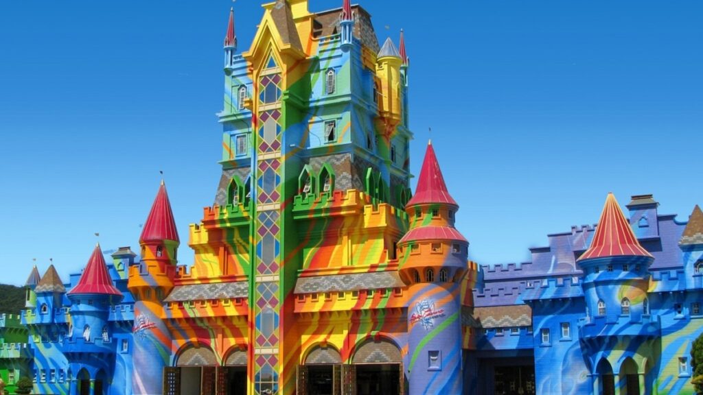 Mistura de cores do Castelo das Nações do Beto Carrero World