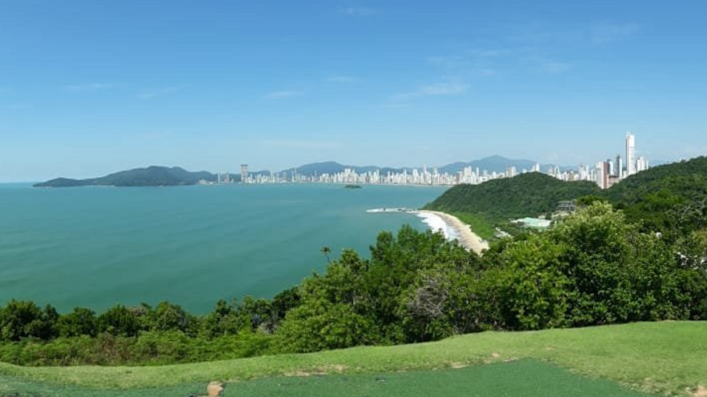 Morro do Careca em Balneário Camboriú