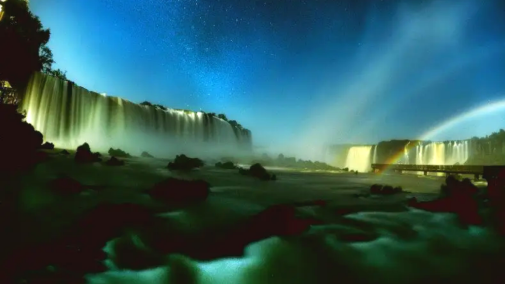 Atração do Luau das Cataratas