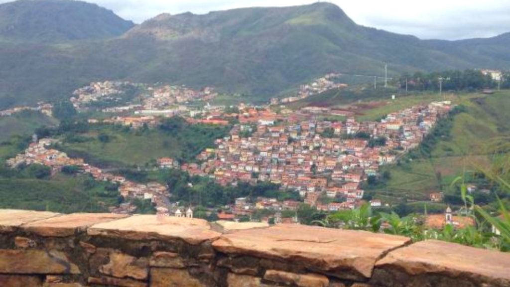 Vista do Mirante do Morro São Sebastião