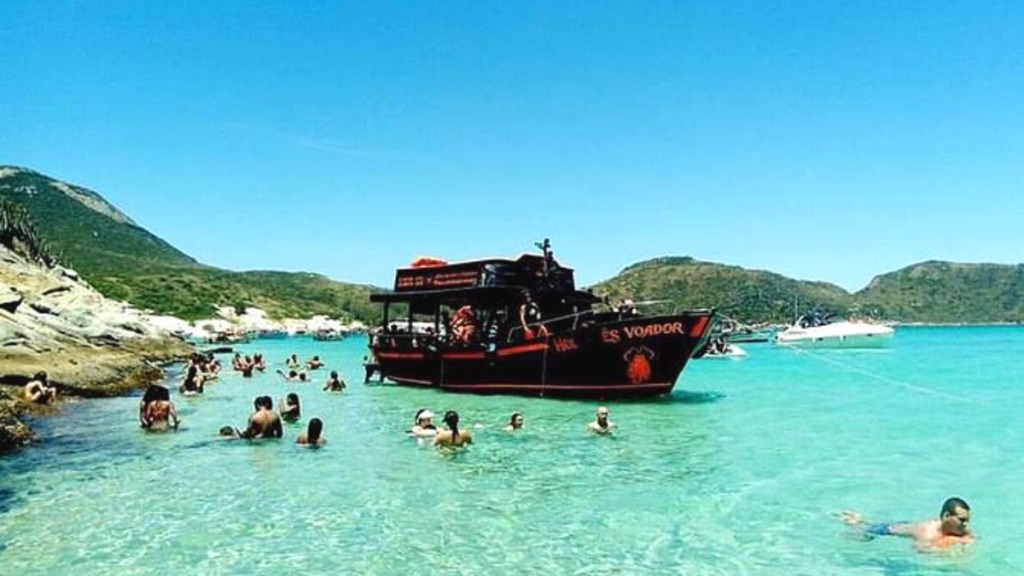 Passeio de barco a Praia do Farol