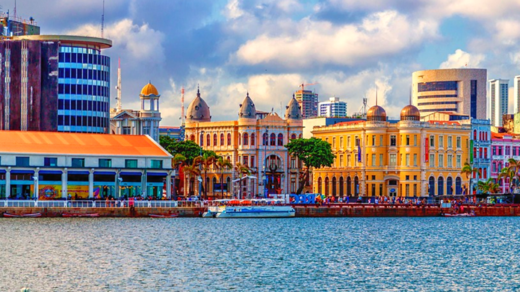 Recife Antigo visto do mar