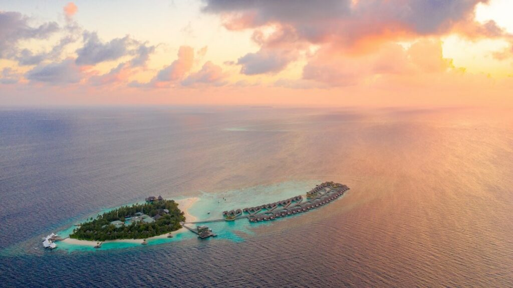 Pequena Ilha em Maldivas Cancun, sendo vista de cima