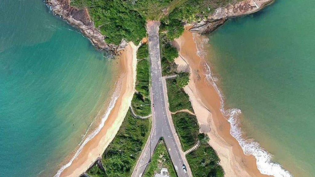 Praia da Bacutia