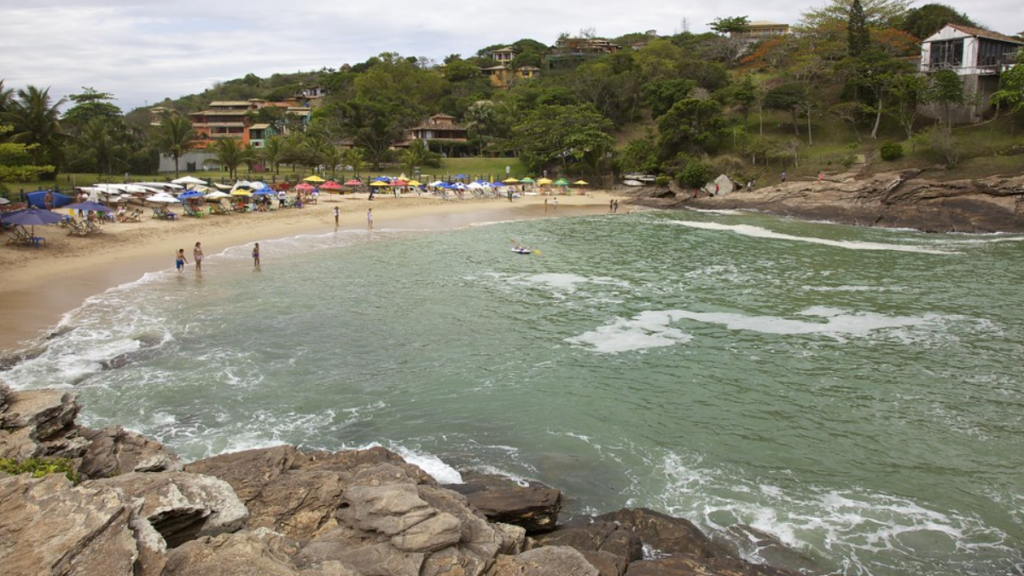 Praia da Ferradurinha