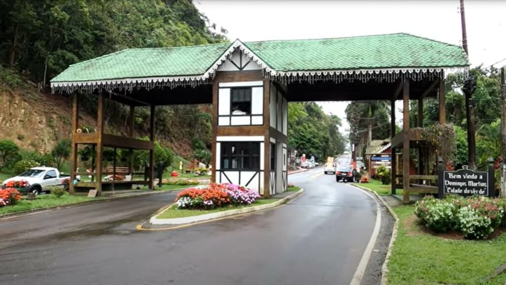 Portal da cidade de Domingos Martins