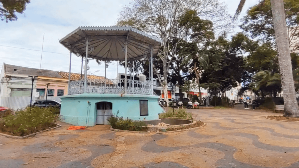 Imagem da praça da bandeira em Itatiba