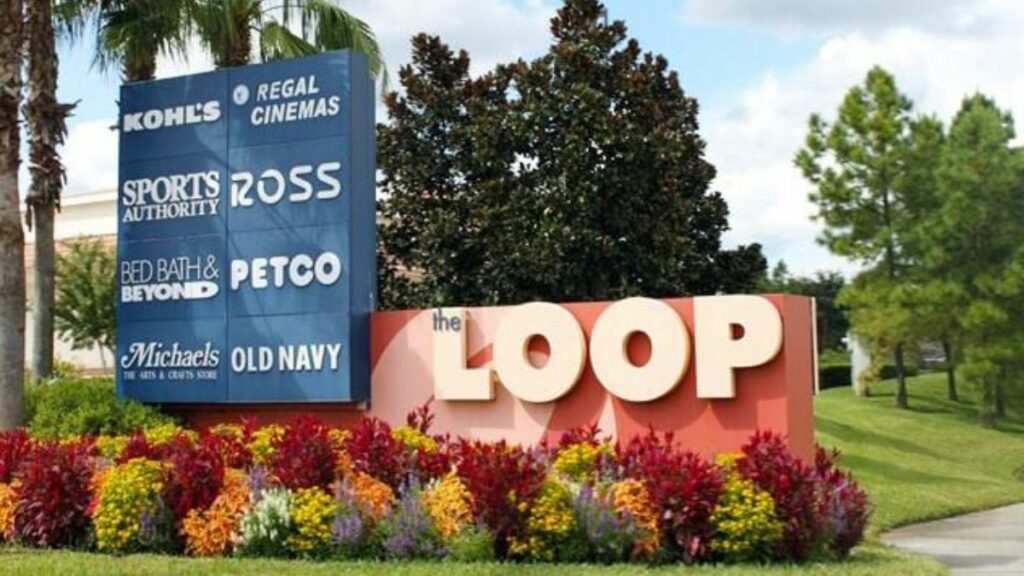Vista da placa da Outlet Orlando The Loop