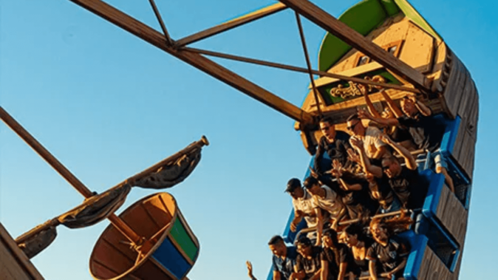 Conheça o Barco Viking do parque Hopi Hari