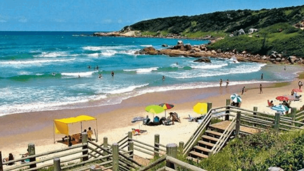 Praia do Rosa: imagem da Praia do Rosa em Imbituba SC