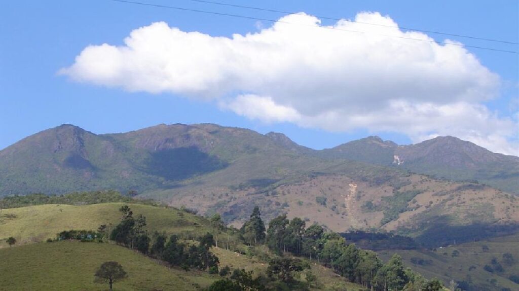 A Serra da Mantiqueira reserva muitas atrações e afazeres. 