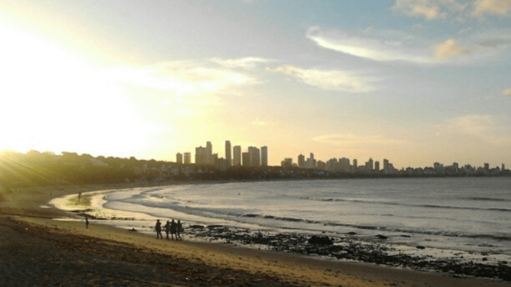Conheça a Praia de Cabo Branco.