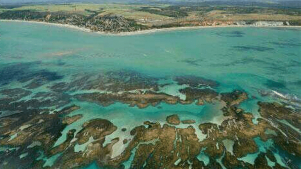 Conheça a Praia Azul