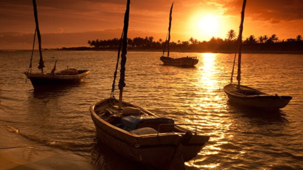 Venha conhecer a Praia Torrões, em Amontada