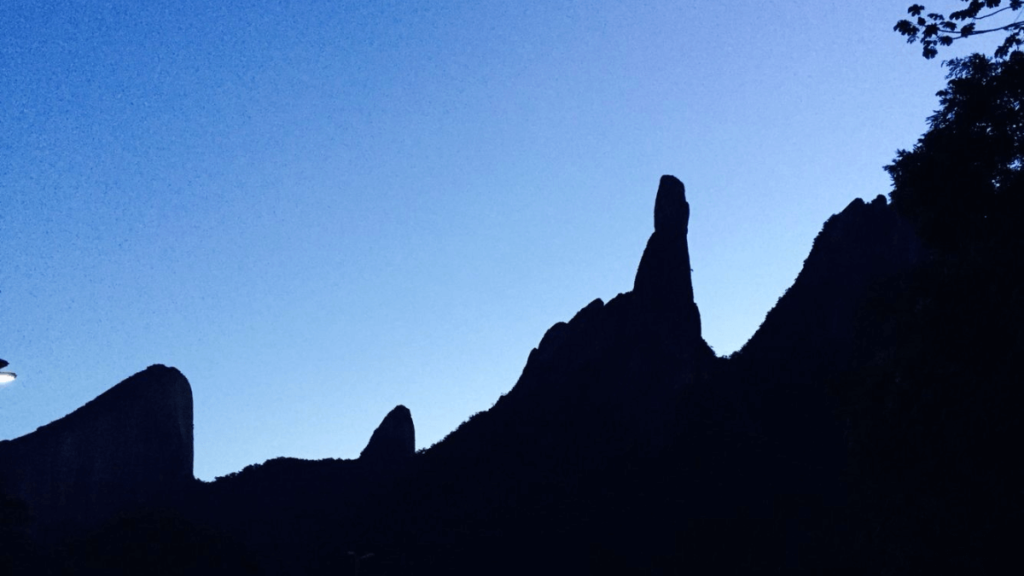 Conheça o Dedo de Deus