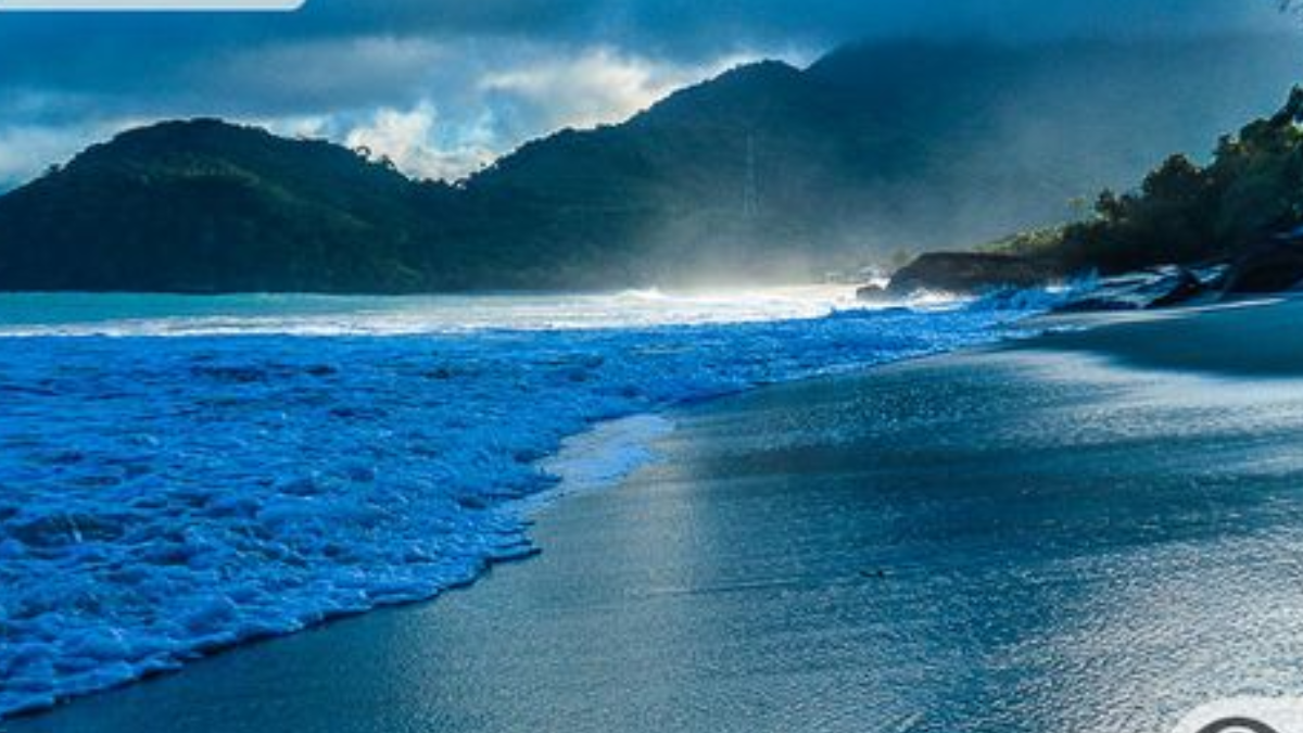 Conheça a linda Praia de Itaipu
