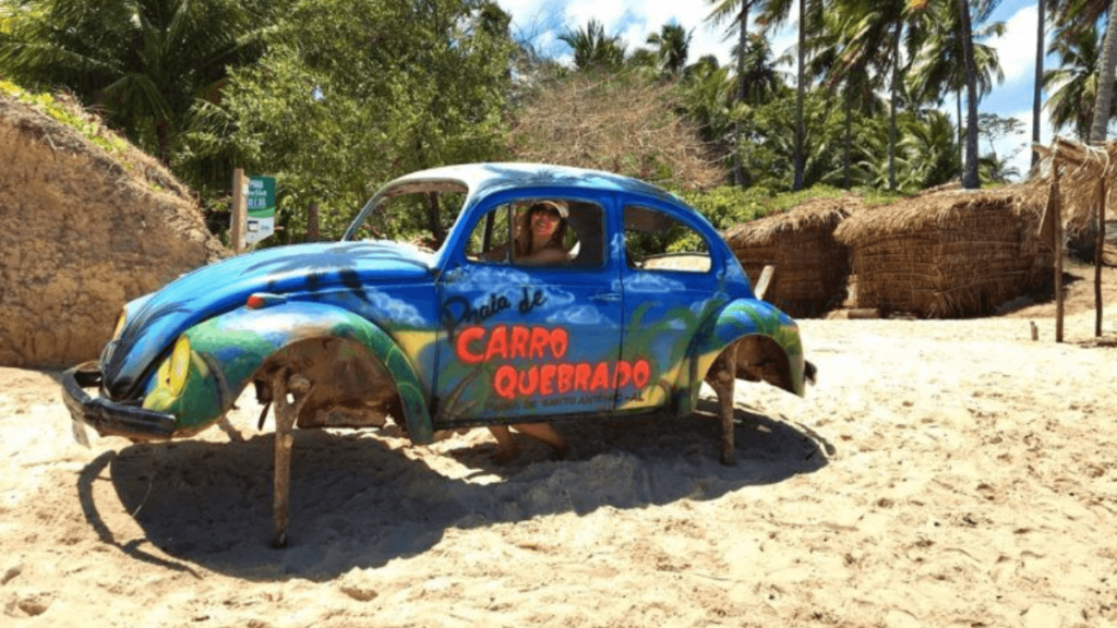 Imagem do Carro Quebrado na Praia de Carro Quebrado