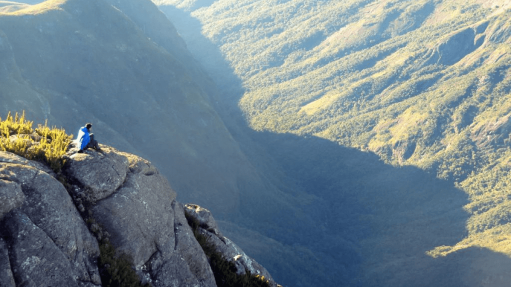 Conheça Pico da Bandeira