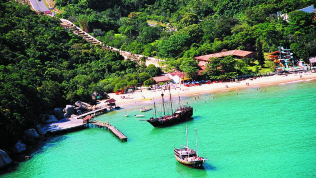 Praia das Laranjeiras