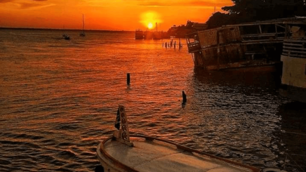 Pôr do Sol em Ilha do Combu