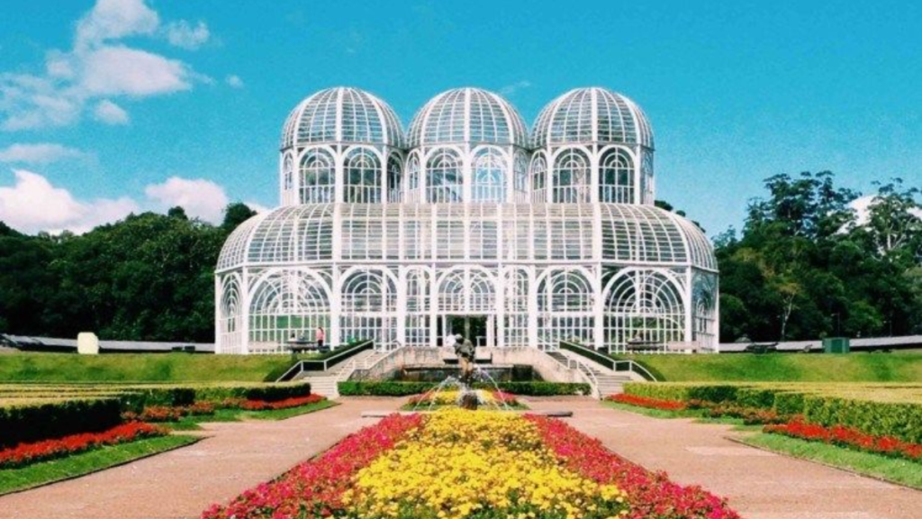 Conheça o Jardim Botânico de Curitiba