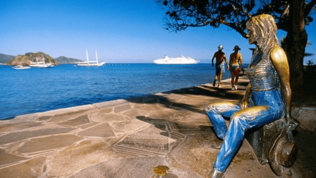 Estátua Brigitte Bardot