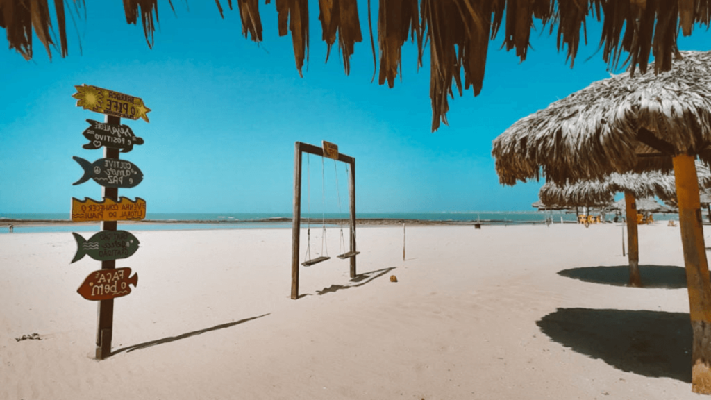 Conheça Praia do Coqueiro