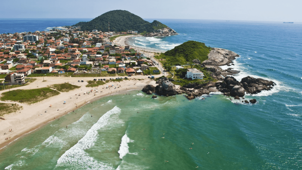 Praia da Enseada em São Francisco do Sul