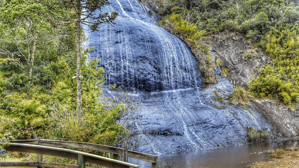 Cascata Véu de Noiva