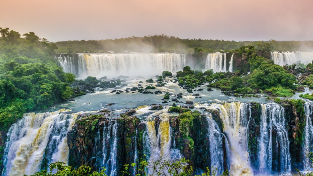 Conheça Pontos Turísticos do Brasil