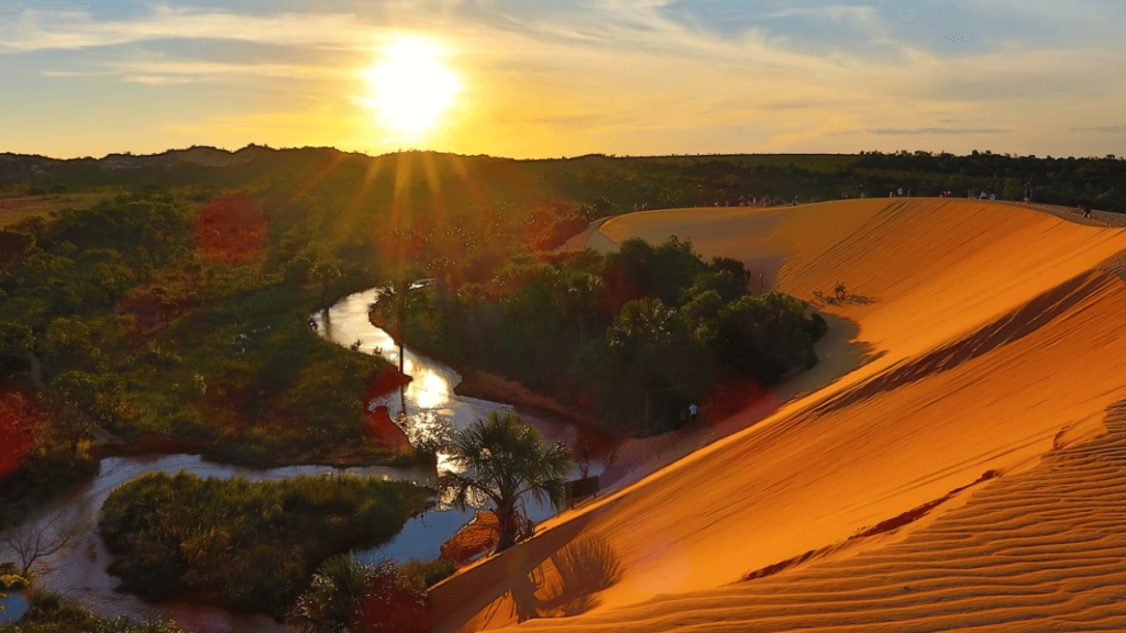dunas do jalapão no por do sol