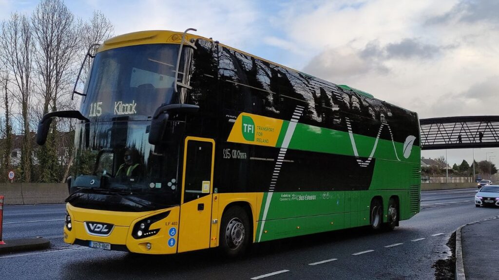 Ônibus na Irlanda