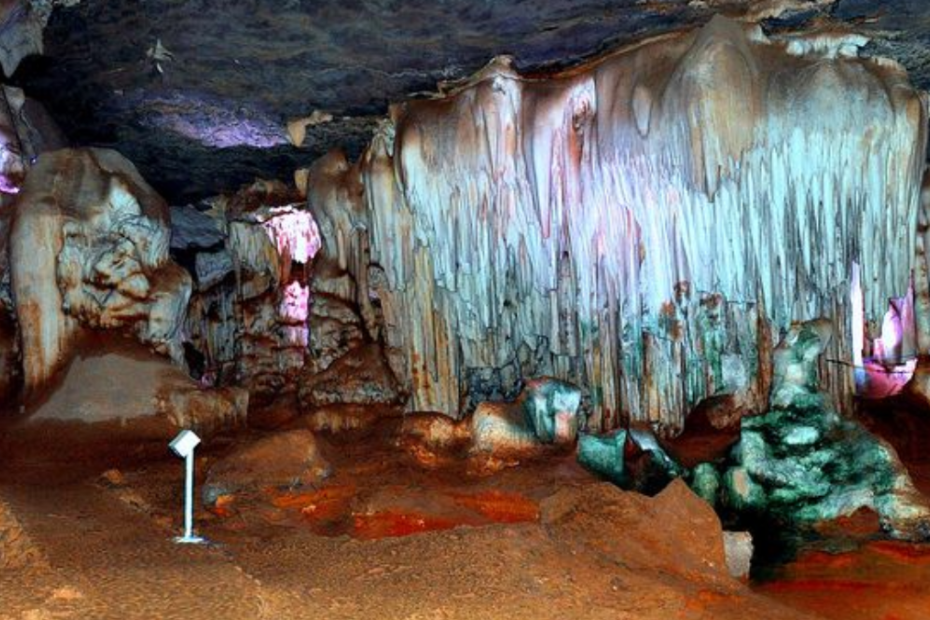 Gruta de Maquiné