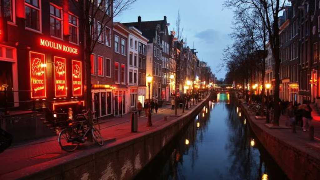 Como é o Distrito da Luz Vermelha em Amsterdam?