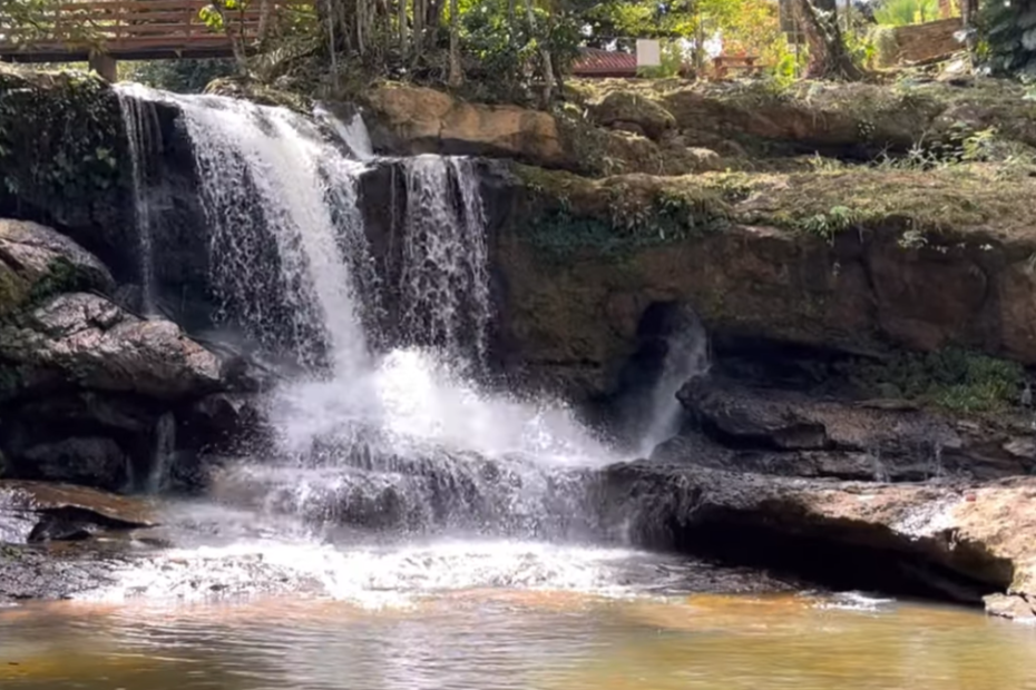 Parte da cachoeira em Santa Leopoldina