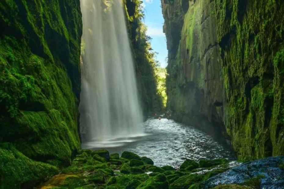 Cachoeira linda em Jaguariaíva