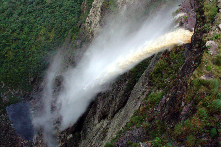 Cachoeira_da_fumaça_2