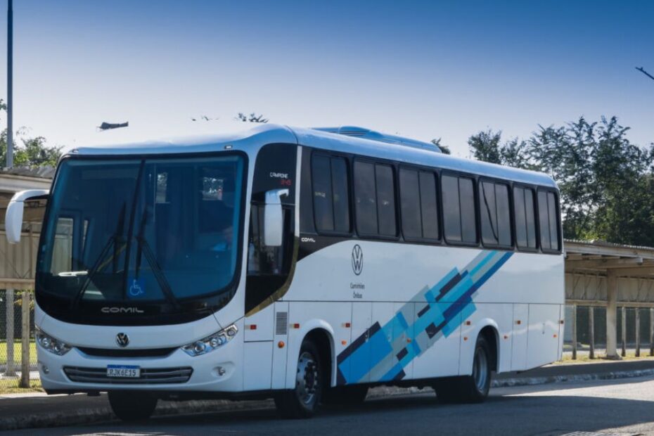 Horários de ônibus B26 Jardim Eucaliptos: ônibus branco da COMEC.