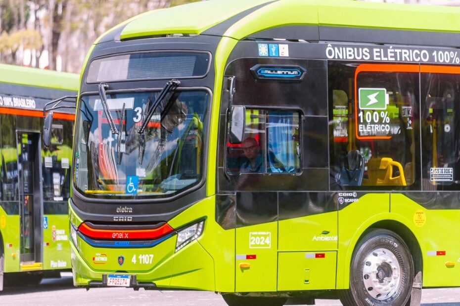 Horário 631: Ônibus amarelo 100% elétrico do Brasil.