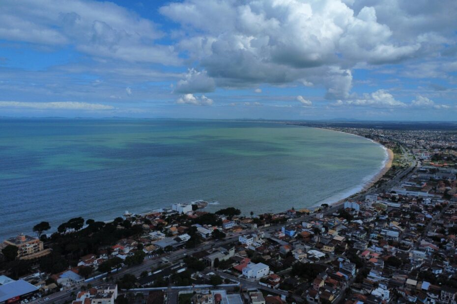 melhores praias em rio das ostras