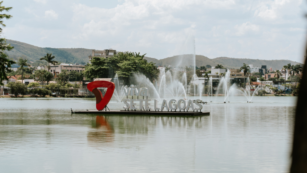 ônibus entre Cordisburgo e Sete Lagoas