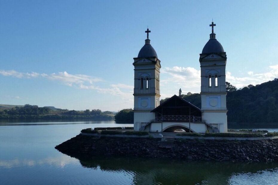 Torres de Itá é um dos pontos turísticos em Itá Santa Catarina.
