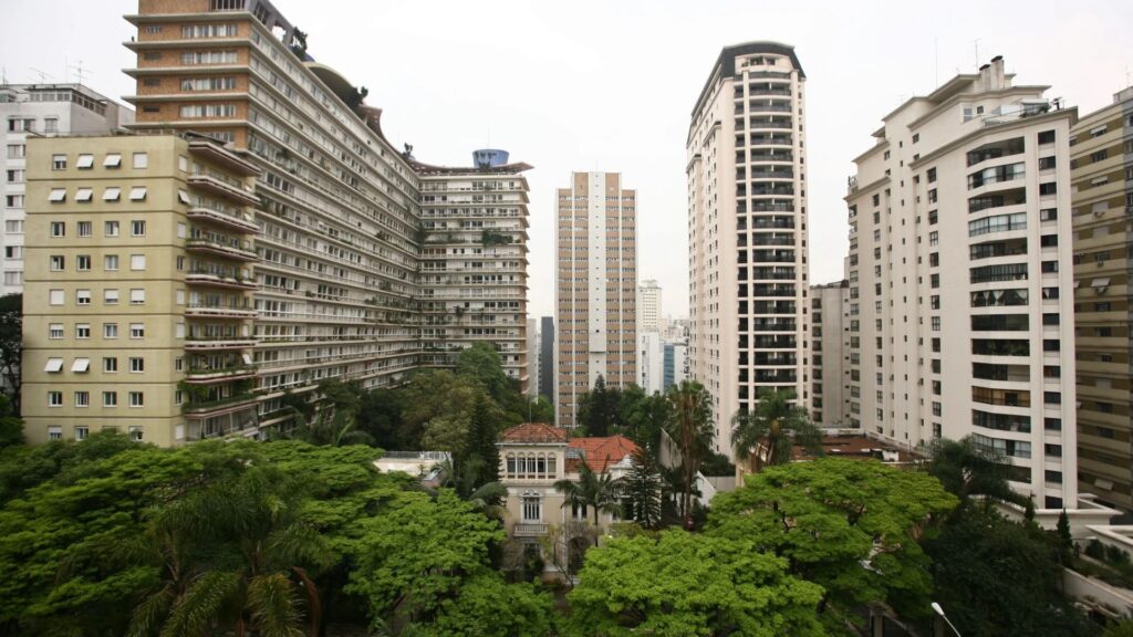 Higienópolis um bairro da mulher da casa abandonada.