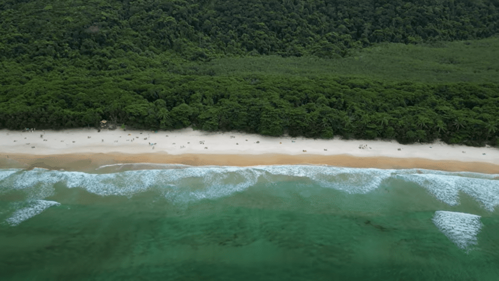 Onde fica Lopes Mendes.