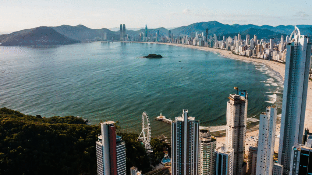 Praias de Balneário Camboriú.